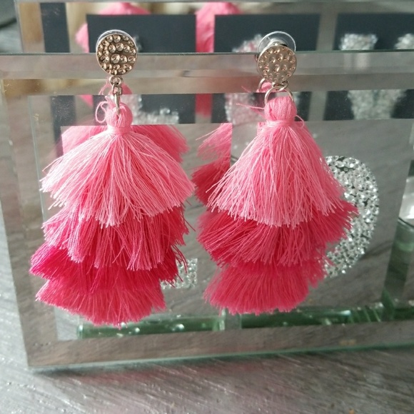 PINK TASSEL EARRINGS - Picture 2 of 3